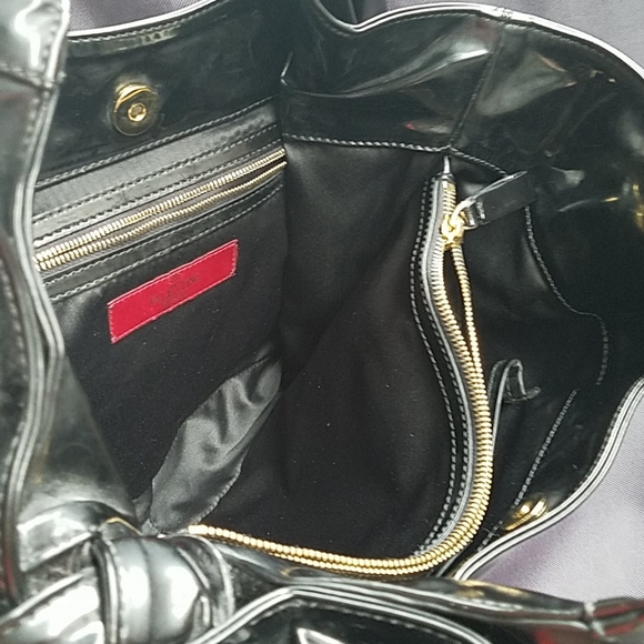 Valentino Garavani Coated Small Nuage Bow Tote - Picture 9 of 16